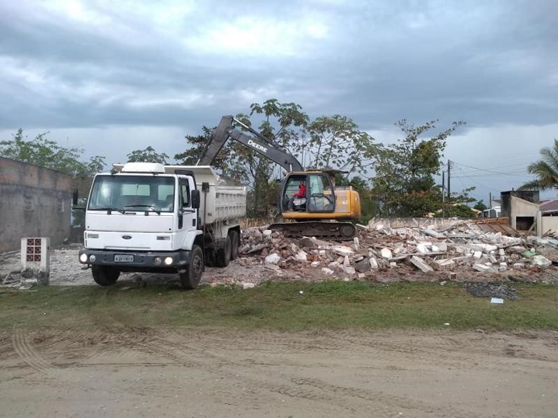 Empresa especializada em demolição