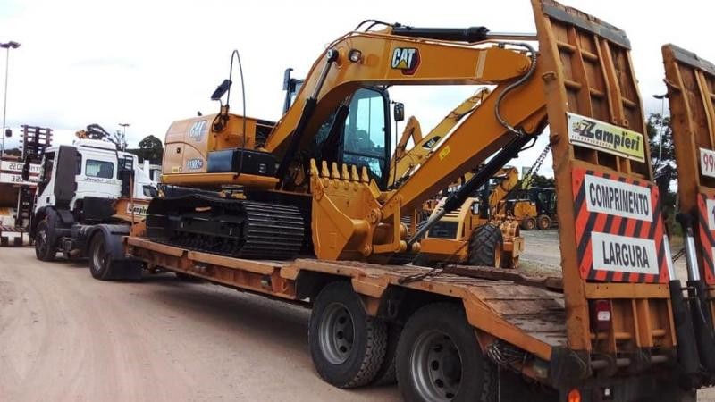 Prancha para transporte de máquinas pesadas